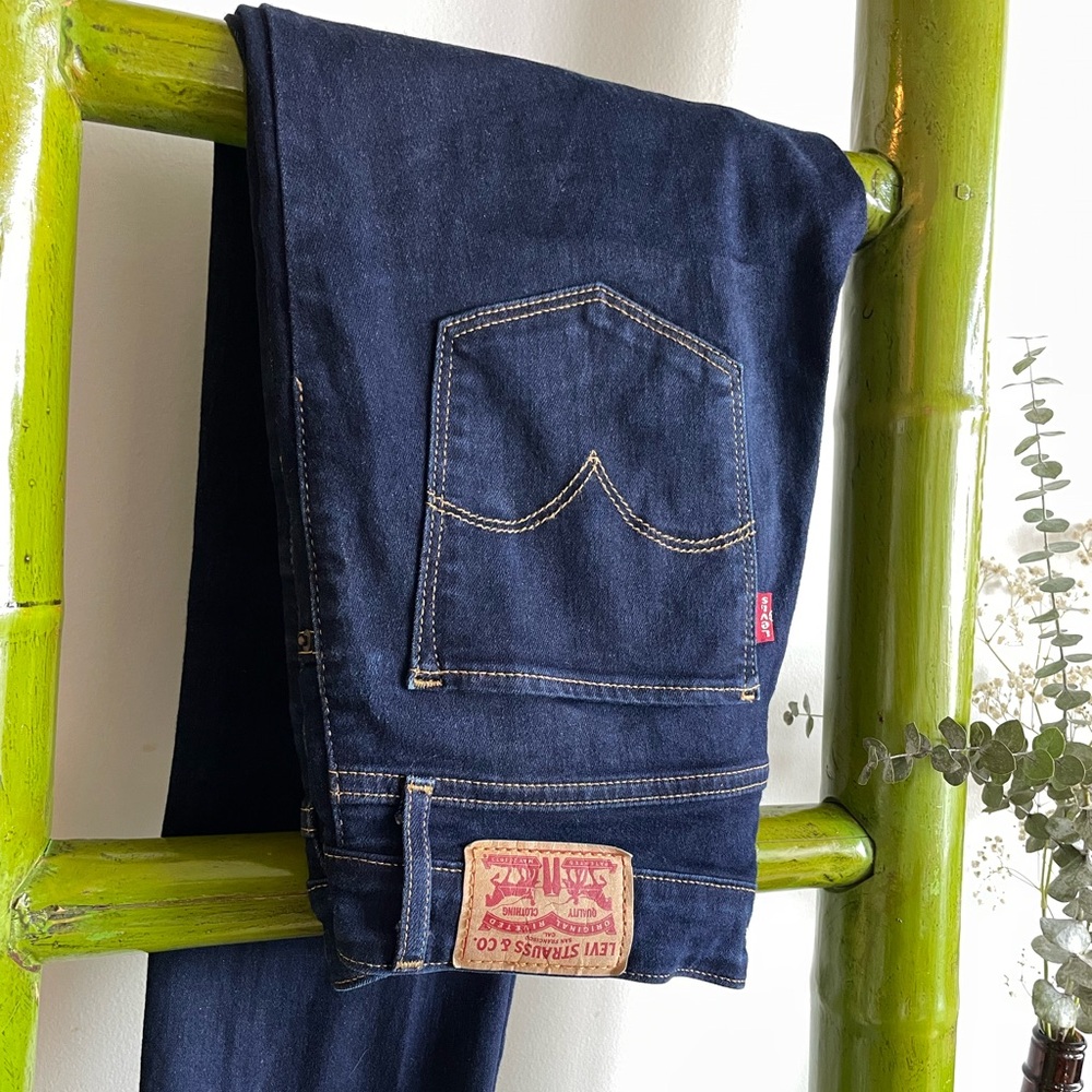 Levi's High Rise skinny jeans size 26